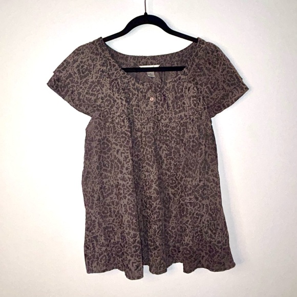 Christopher & Banks Brown Charcoal Print Peasant Top Flutter Sleeves Buttons XL - Picture 3 of 9